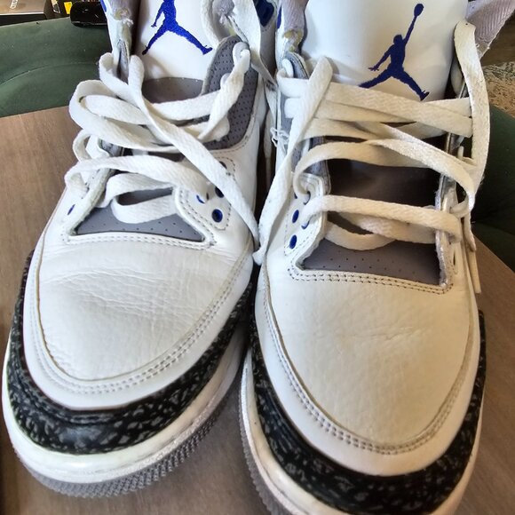 Jordan Air Retro - Picture 2 of 10